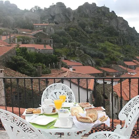 Casa Do Miradouro * Монсанту
