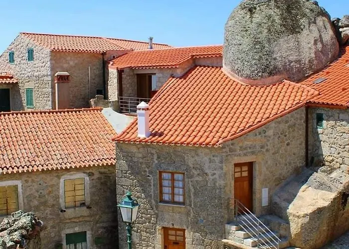 Nyaraló Casa Do Miradouro *