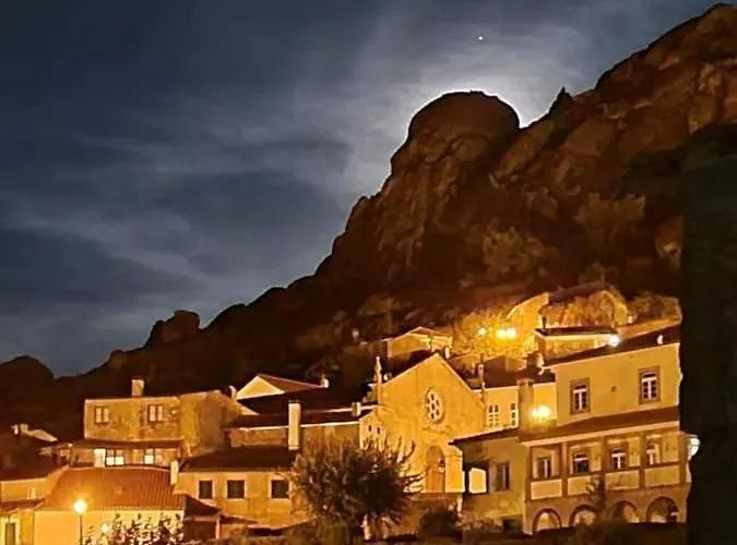 Casa Do Miradouro Nyaraló *